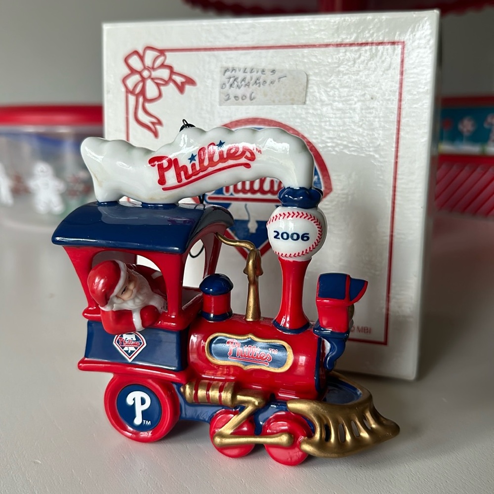 Philadelphia Phillies Santa train ornament 2006